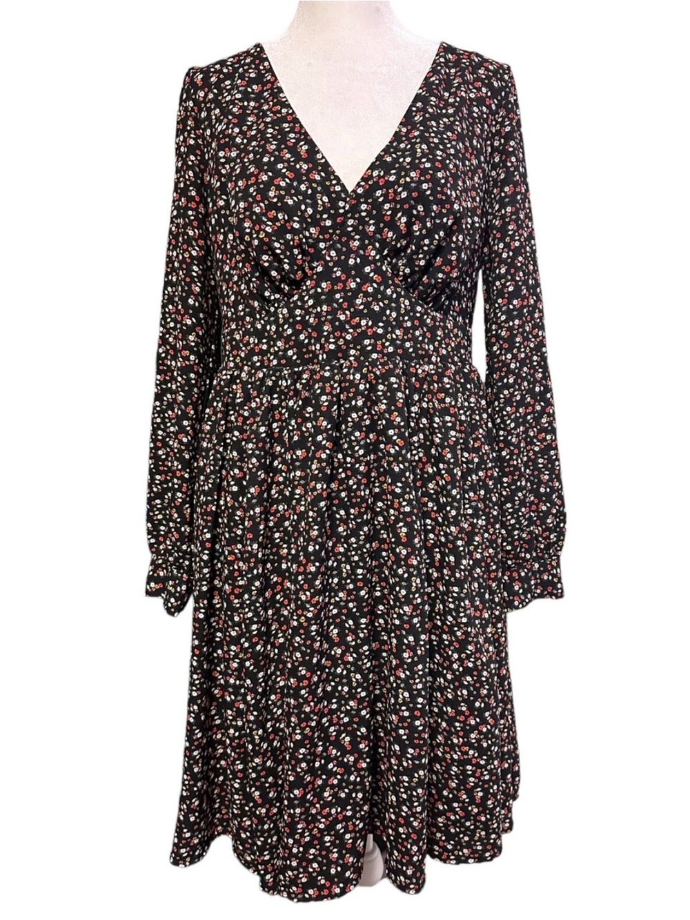 Torrid Deep V-Neck Georgette Floral Skater Dress Womens Sz 12 Flowy F12